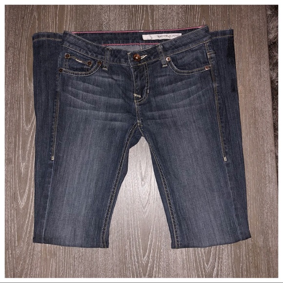 DKNY Jeans! Excellent Condition! - Picture 2 of 4